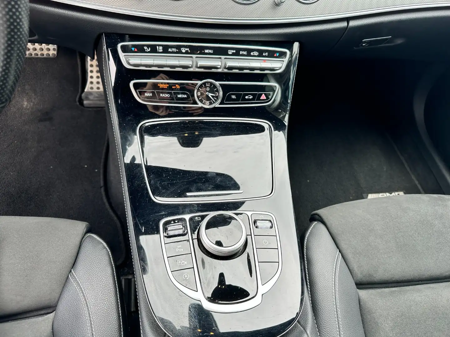 Vehicle image, number 17
