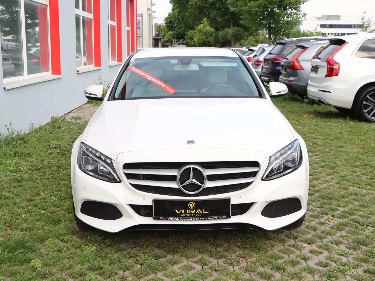 Vehicle image, number 3