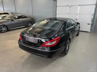 Vehicle image thumbnail, number 9