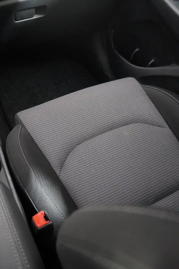 Vehicle image, number 9