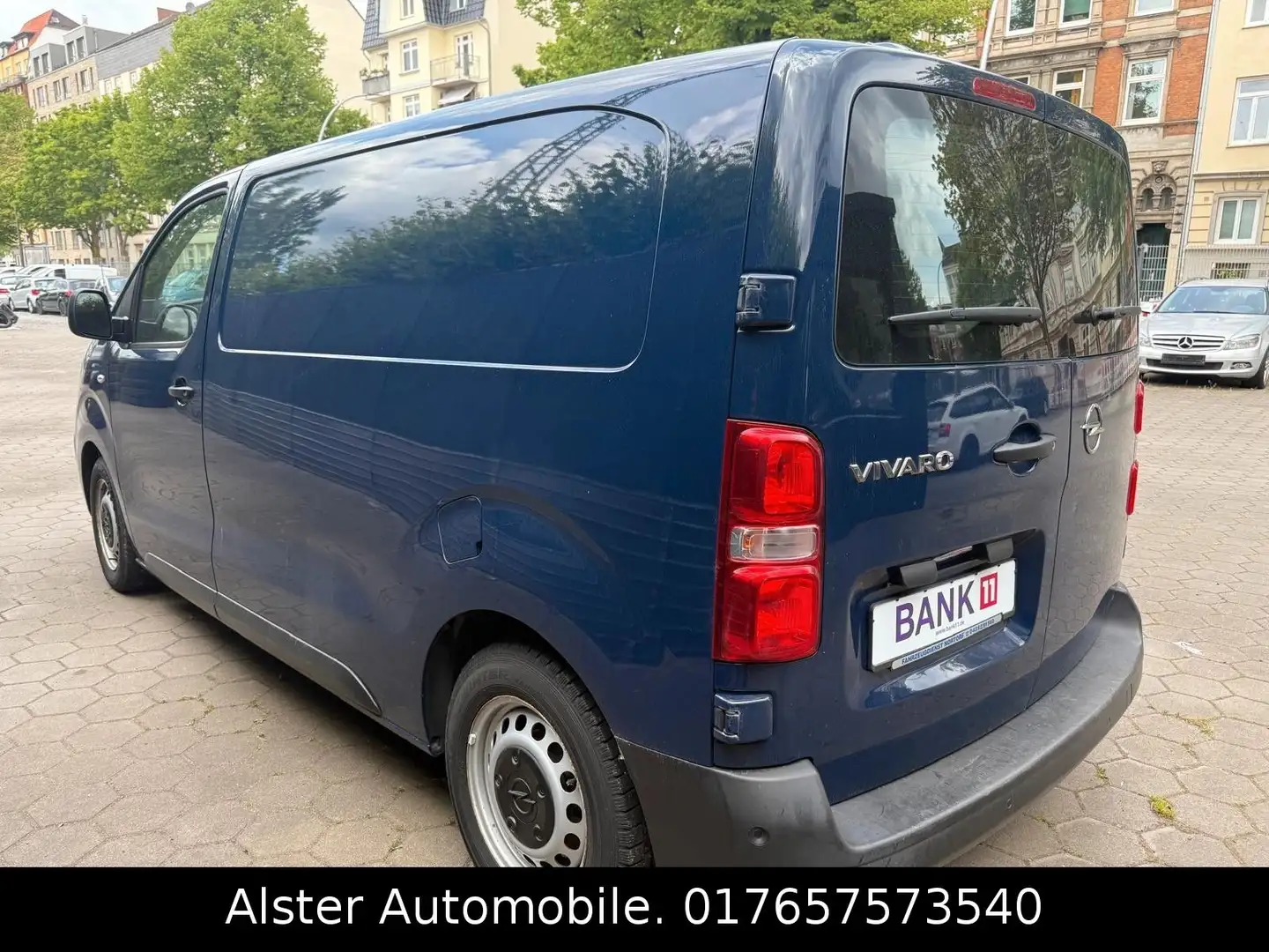 Vehicle image, number 5