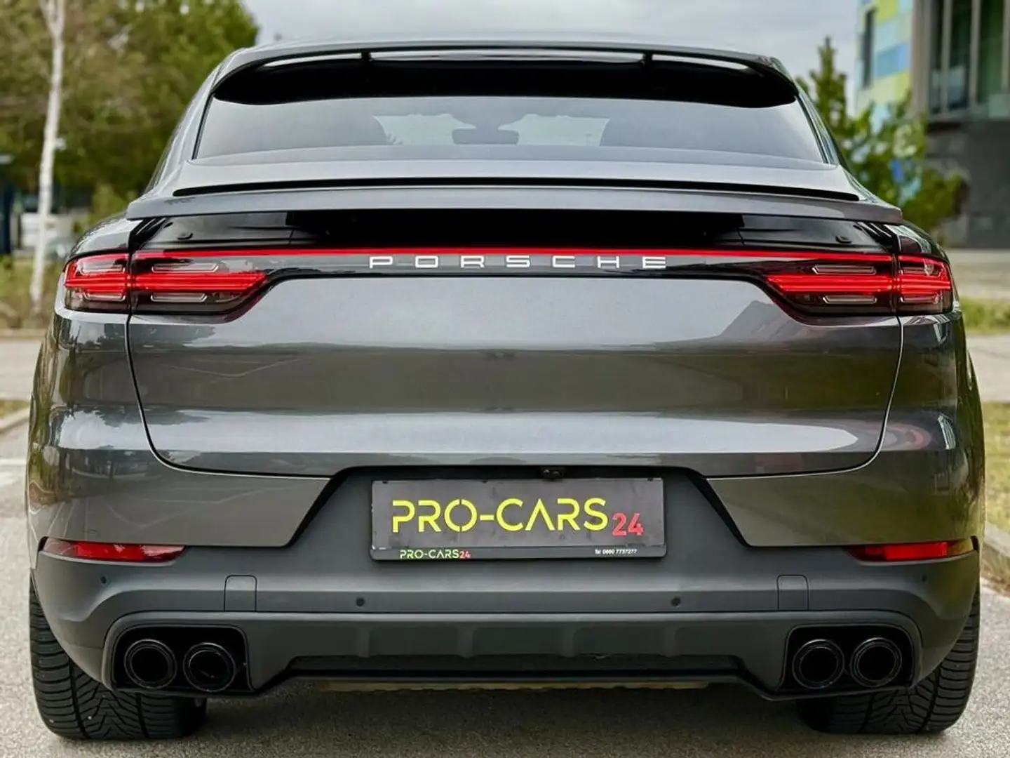 Vehicle image, number 9