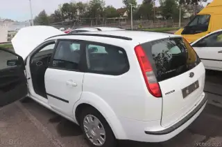 Vehicle image thumbnail, number 3