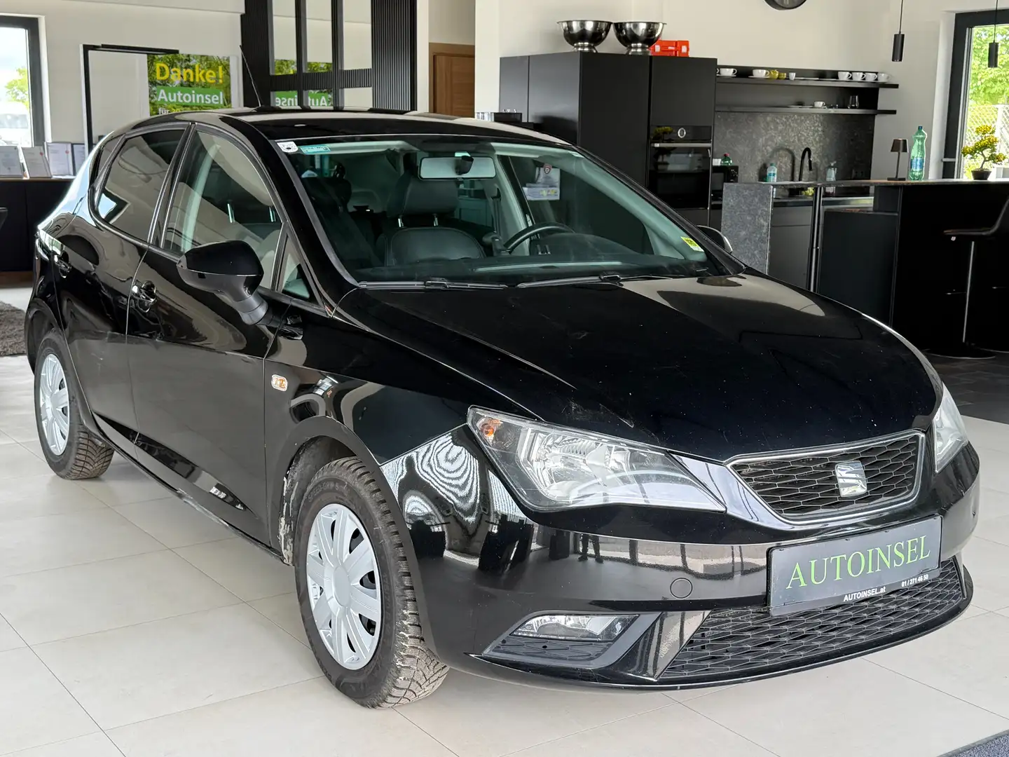 Vehicle image, number 2