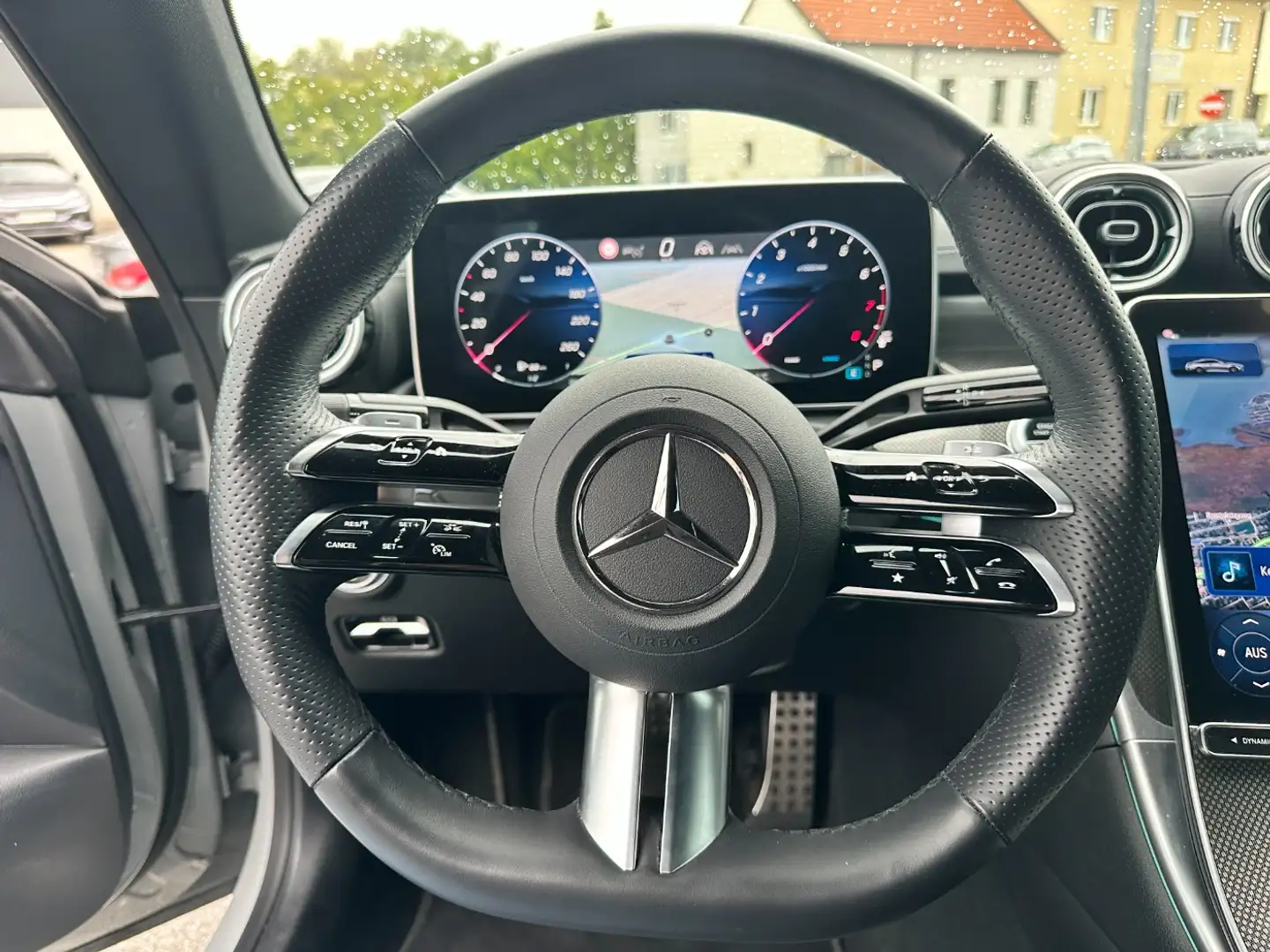 Vehicle image, number 10