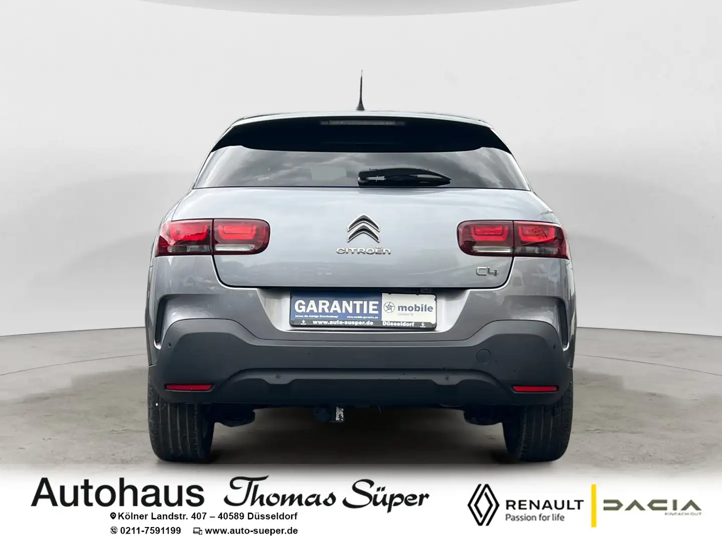 Vehicle image, number 4