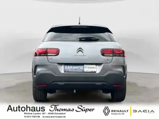 Vehicle image thumbnail, number 4