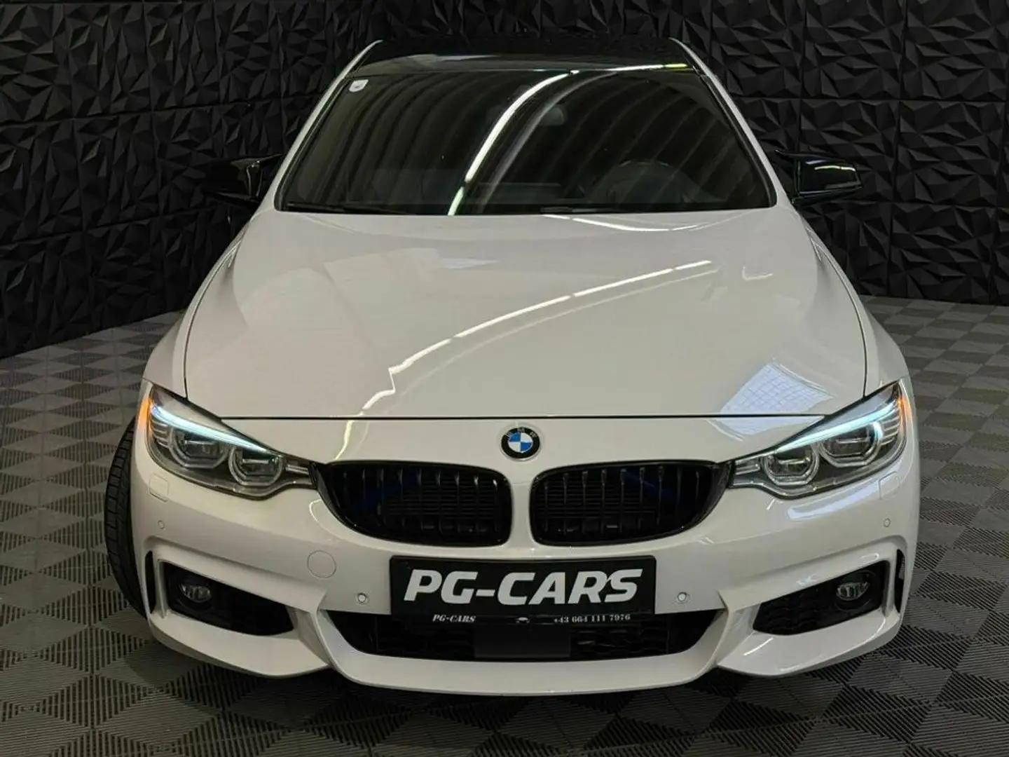 Vehicle image, number 3