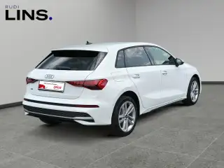 Vehicle image thumbnail, number 5