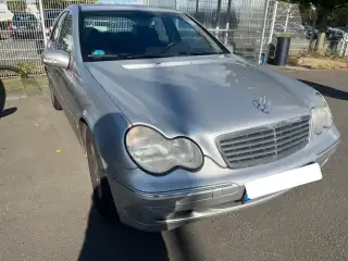 Vehicle image thumbnail, number 1