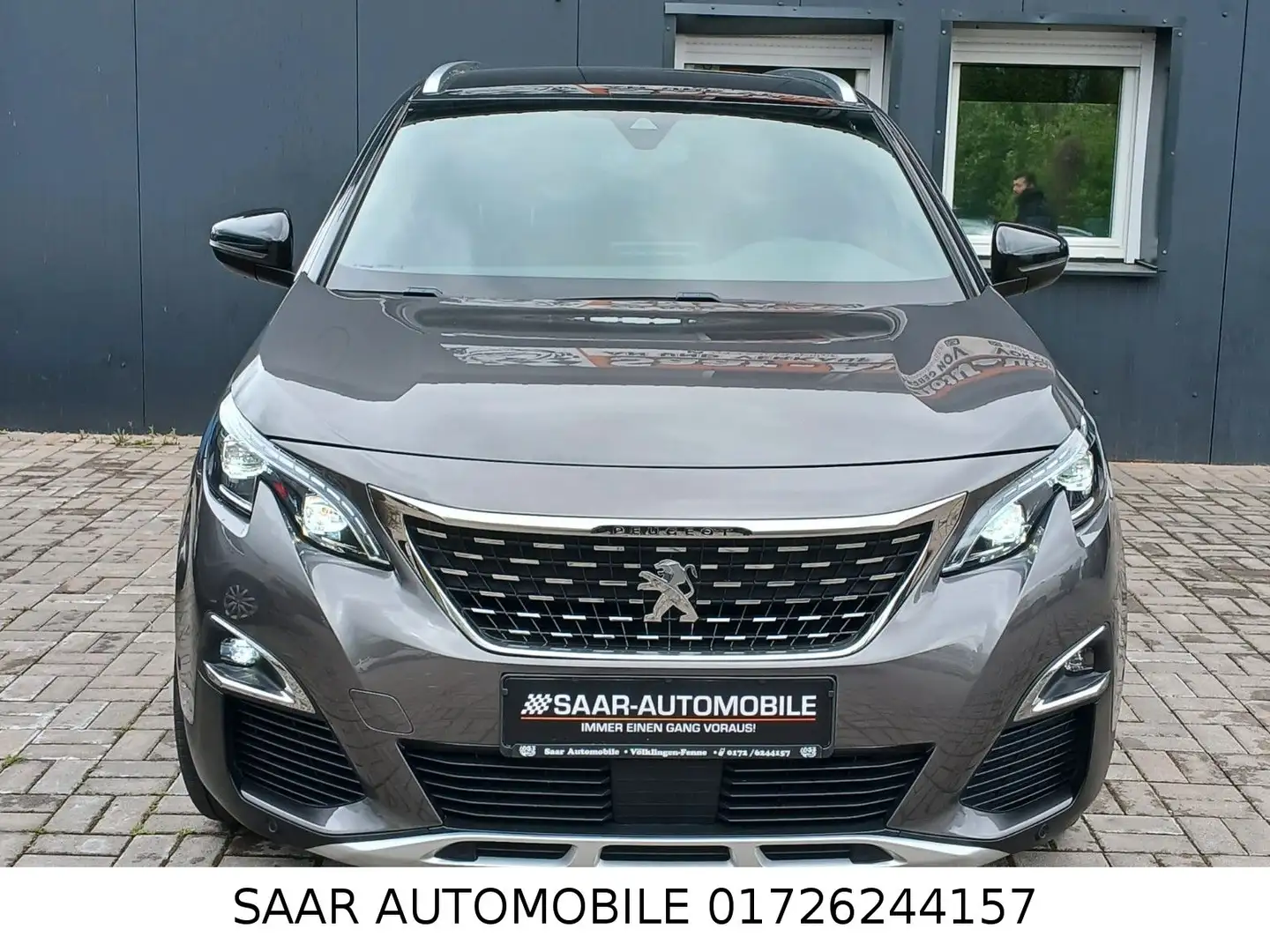 Vehicle image, number 2