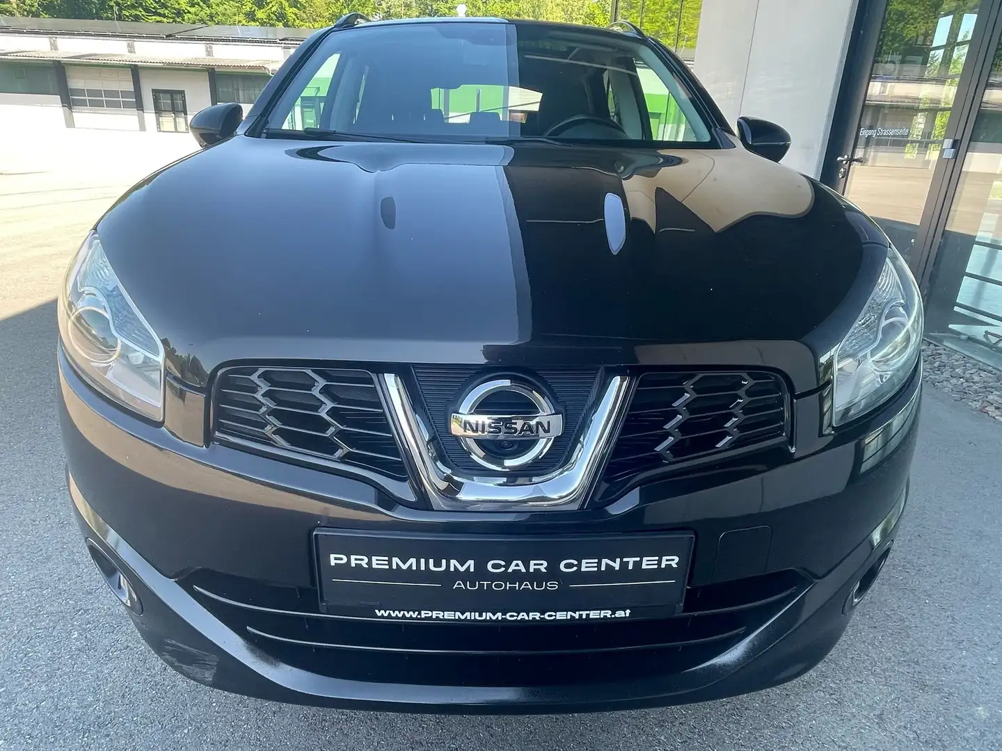 Vehicle image, number 2