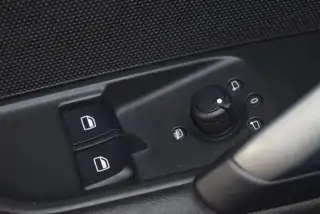 Vehicle image thumbnail, number 17