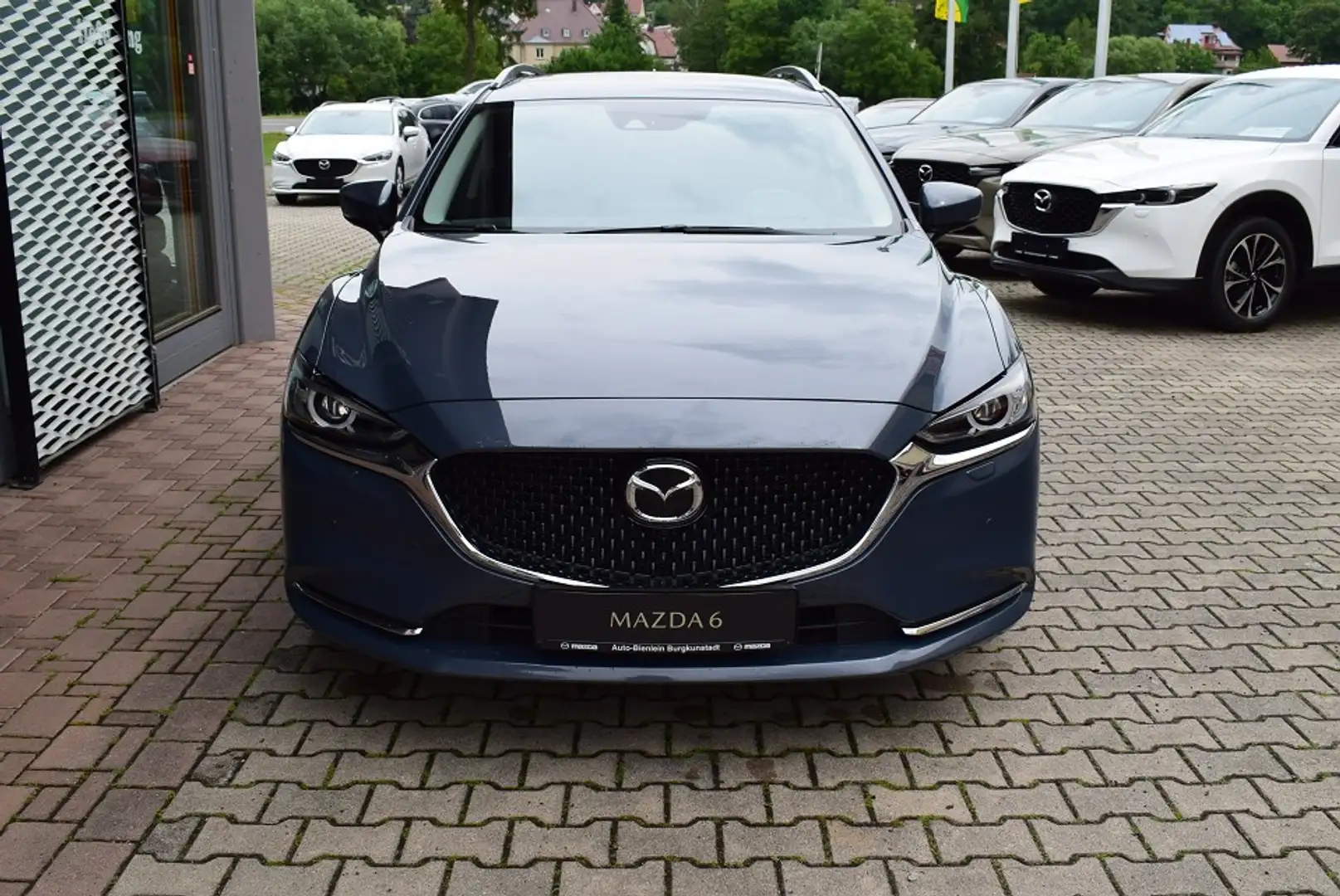 Vehicle image, number 5