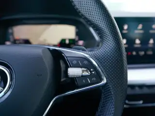 Vehicle image thumbnail, number 14