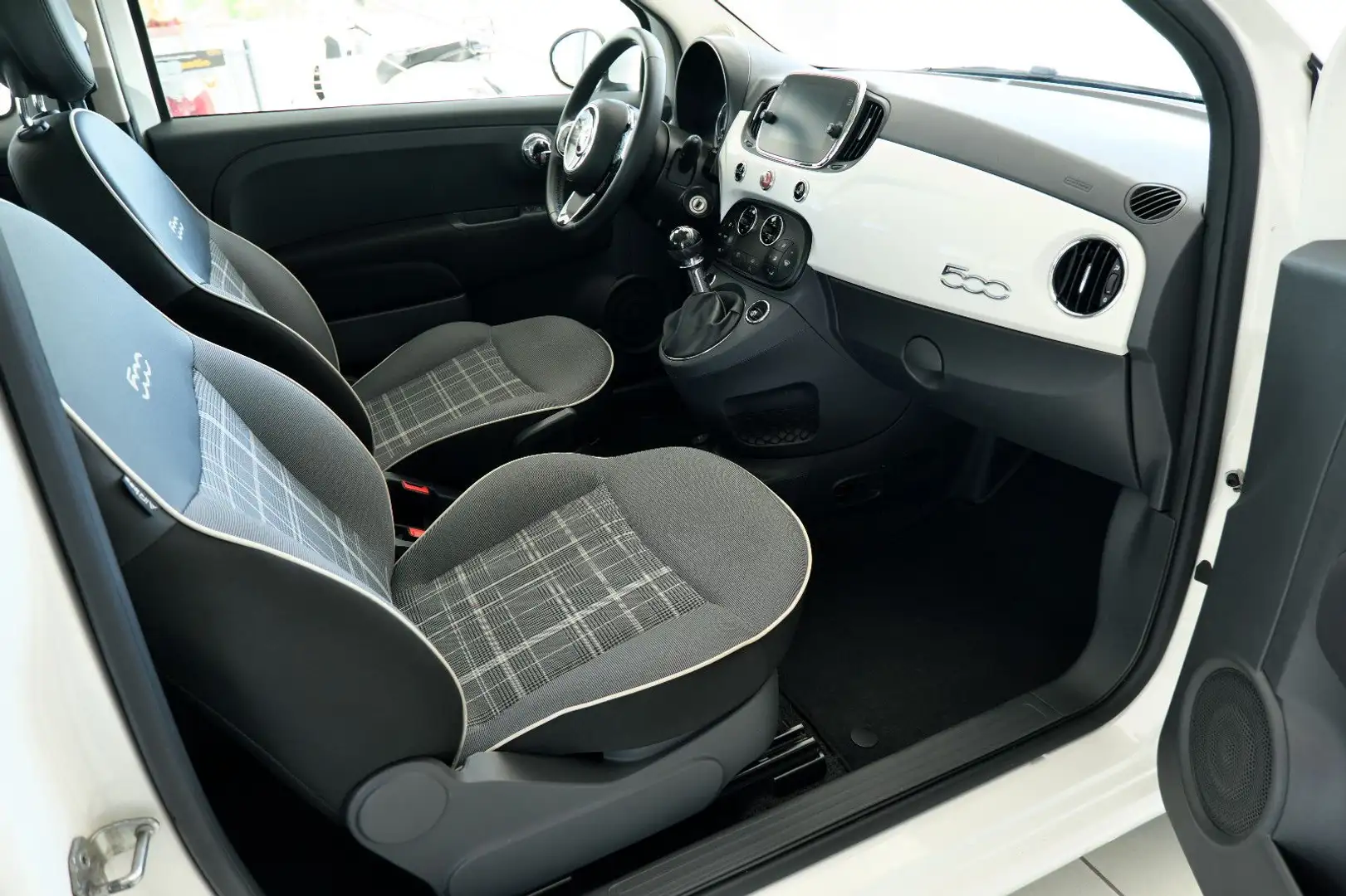 Vehicle image, number 9