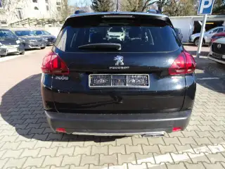 Vehicle image thumbnail, number 5