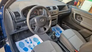 Vehicle image thumbnail, number 15