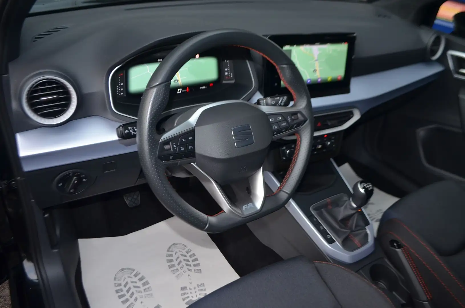 Vehicle image, number 6