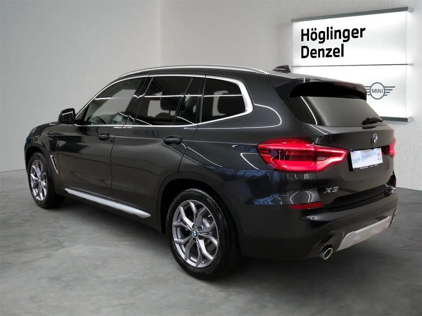 Vehicle image, number 7