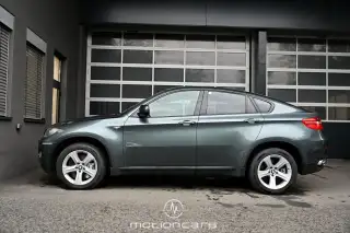 Vehicle image thumbnail, number 6