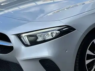 Vehicle image thumbnail, number 9