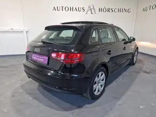 Vehicle image thumbnail, number 6