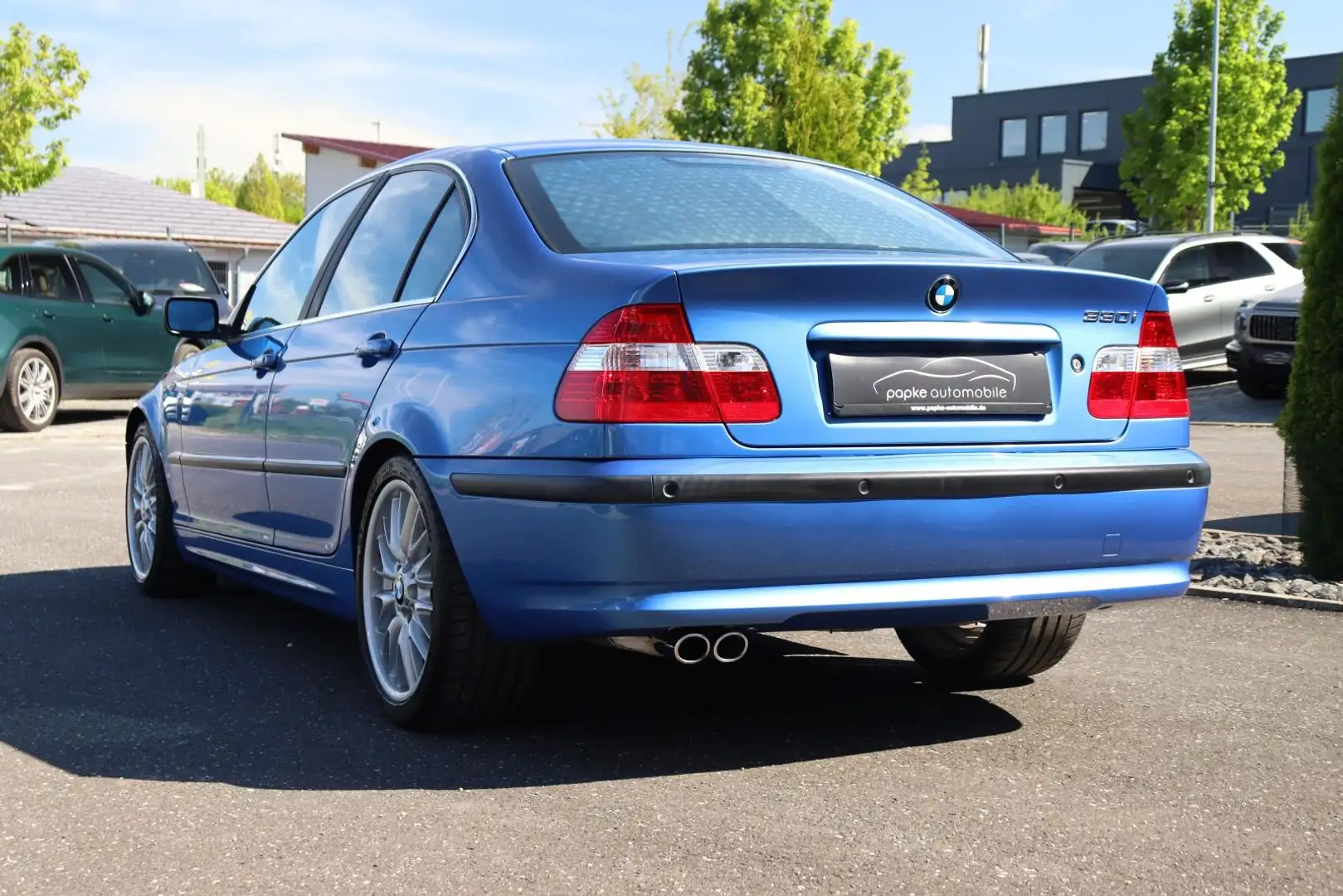 Vehicle image, number 7