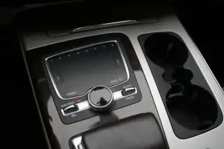 Vehicle image thumbnail, number 12