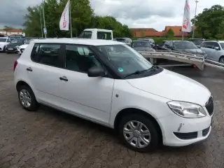Vehicle image thumbnail, number 7