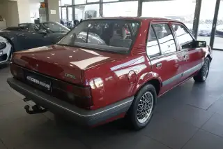 Vehicle image thumbnail, number 7