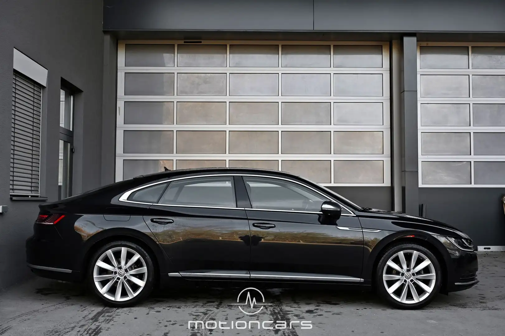 Vehicle image, number 5