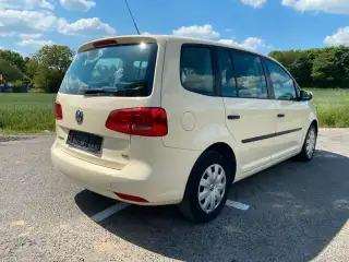 Vehicle image thumbnail, number 6