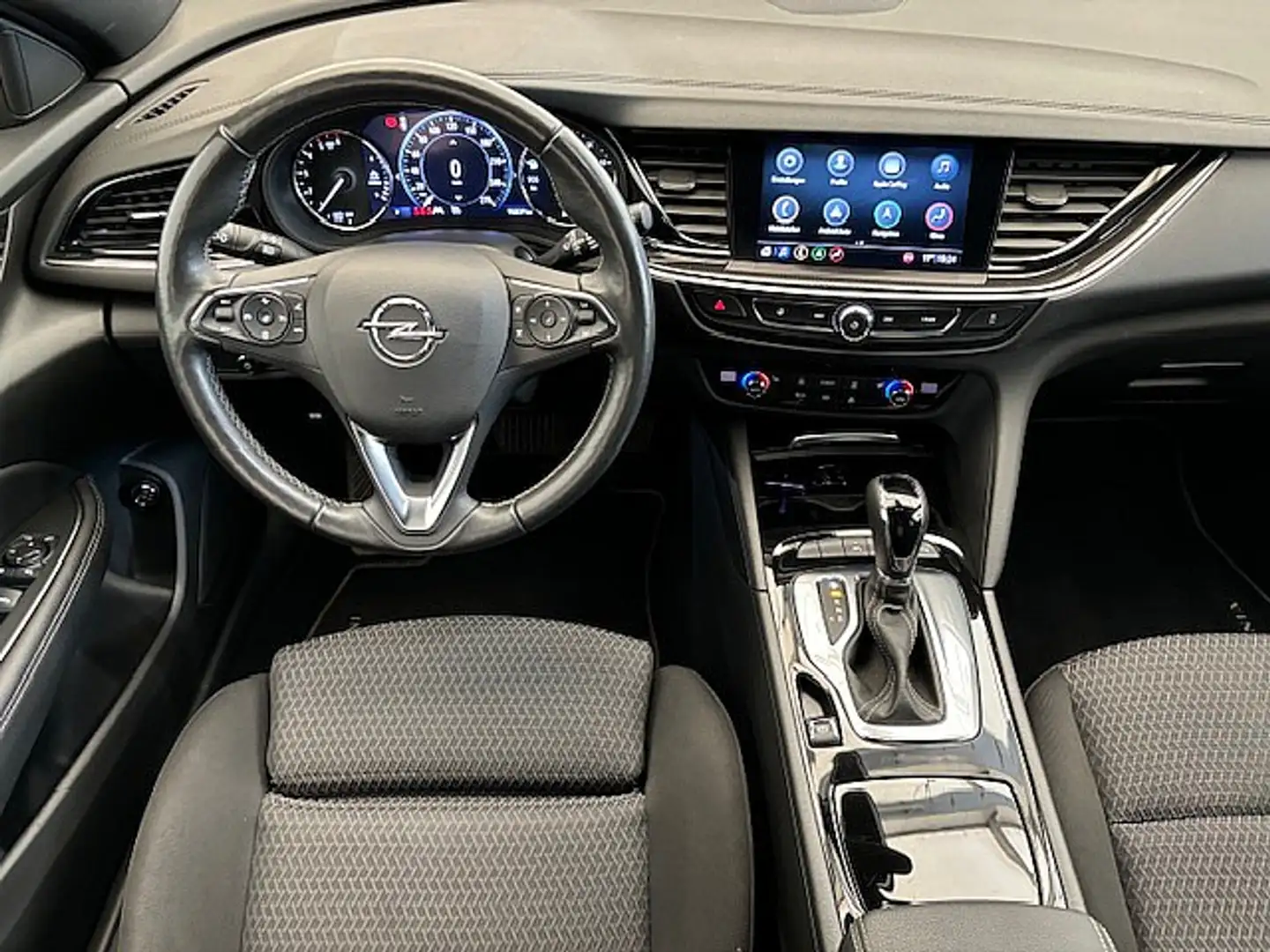 Vehicle image, number 9