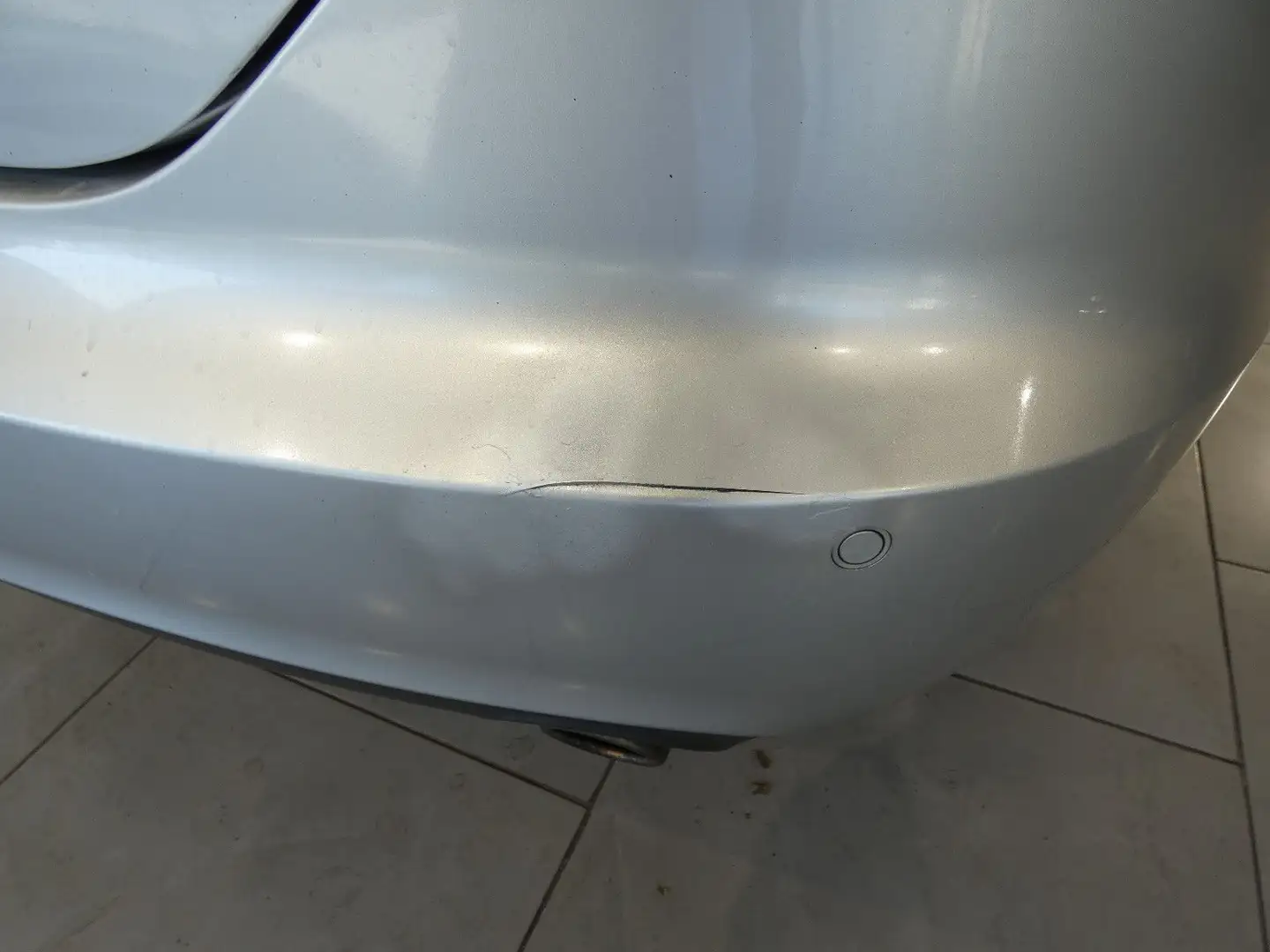 Vehicle image, number 9