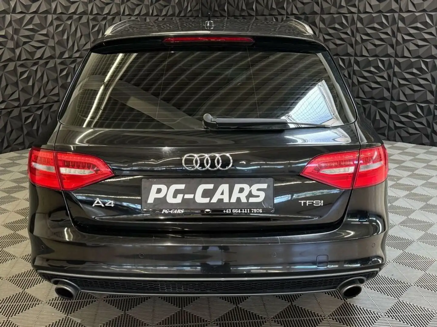Vehicle image, number 11