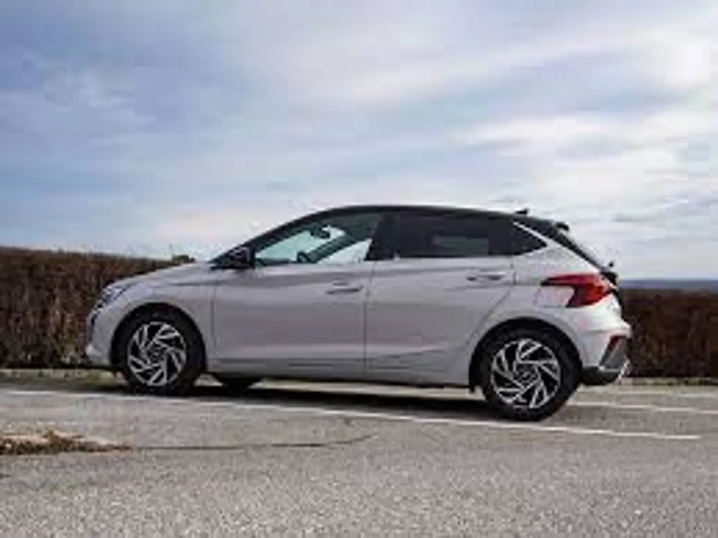 Vehicle image, number 2