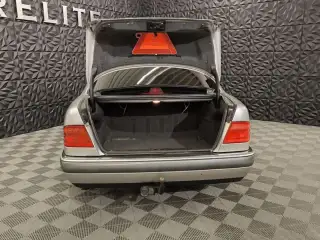 Vehicle image thumbnail, number 15