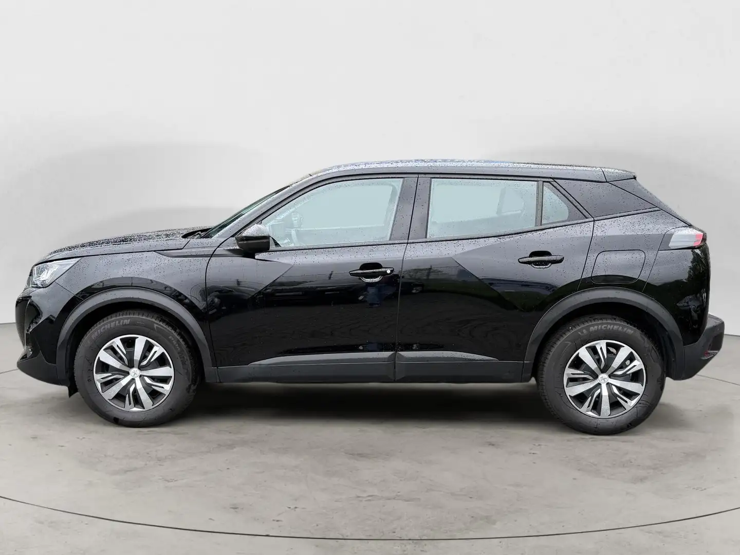 Vehicle image, number 4