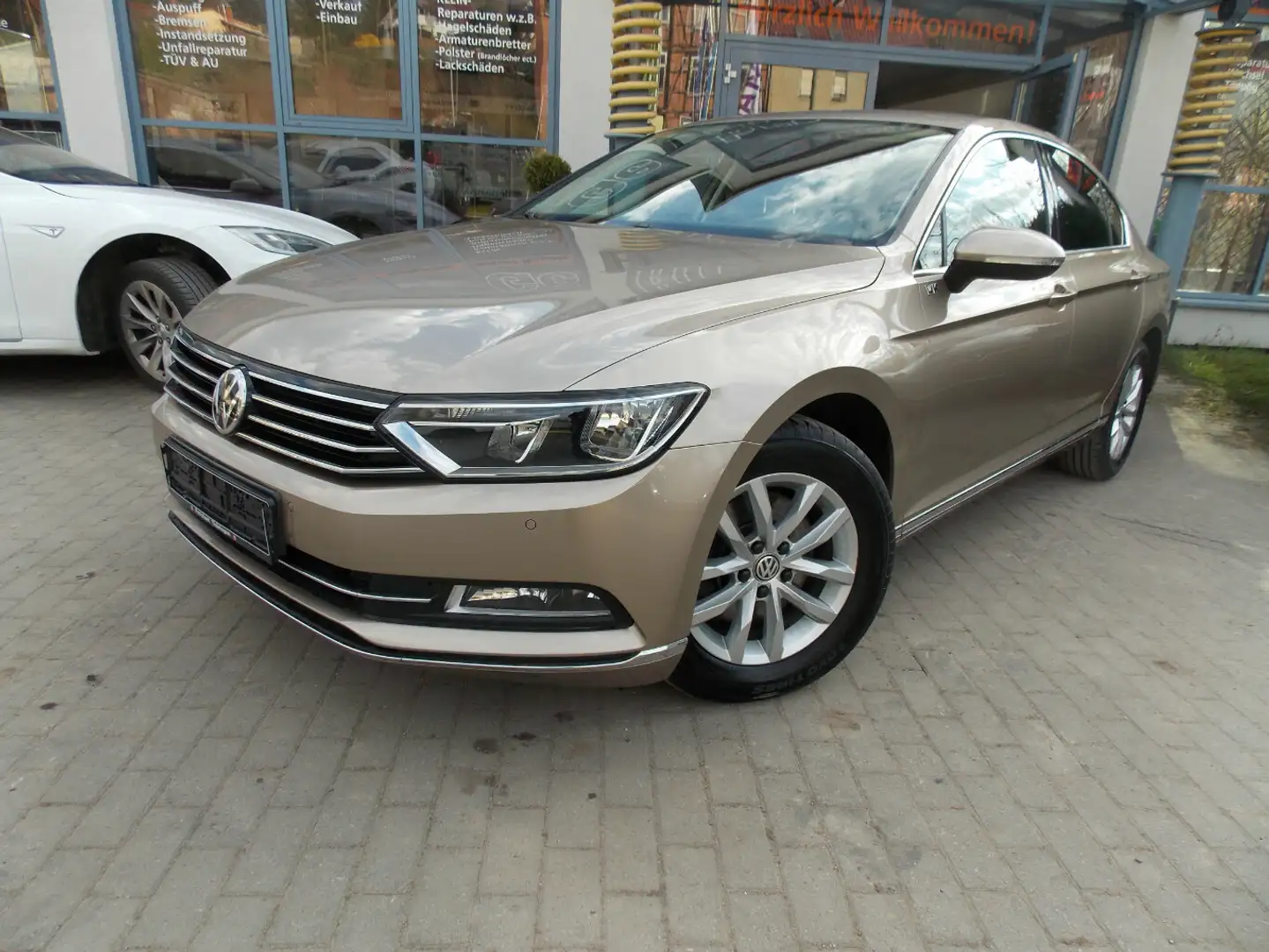 Vehicle image, number 7