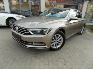 Vehicle image thumbnail, number 7