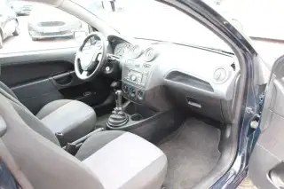 Vehicle image thumbnail, number 13
