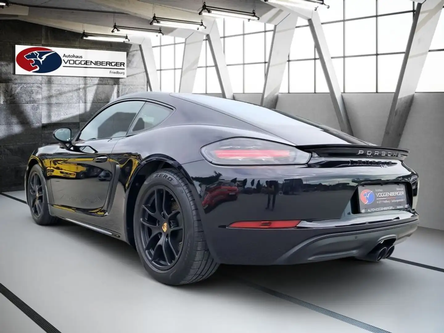 Vehicle image, number 5