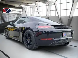 Vehicle image thumbnail, number 5