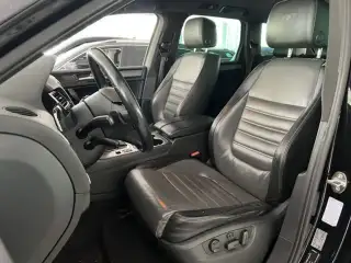 Vehicle image thumbnail, number 8