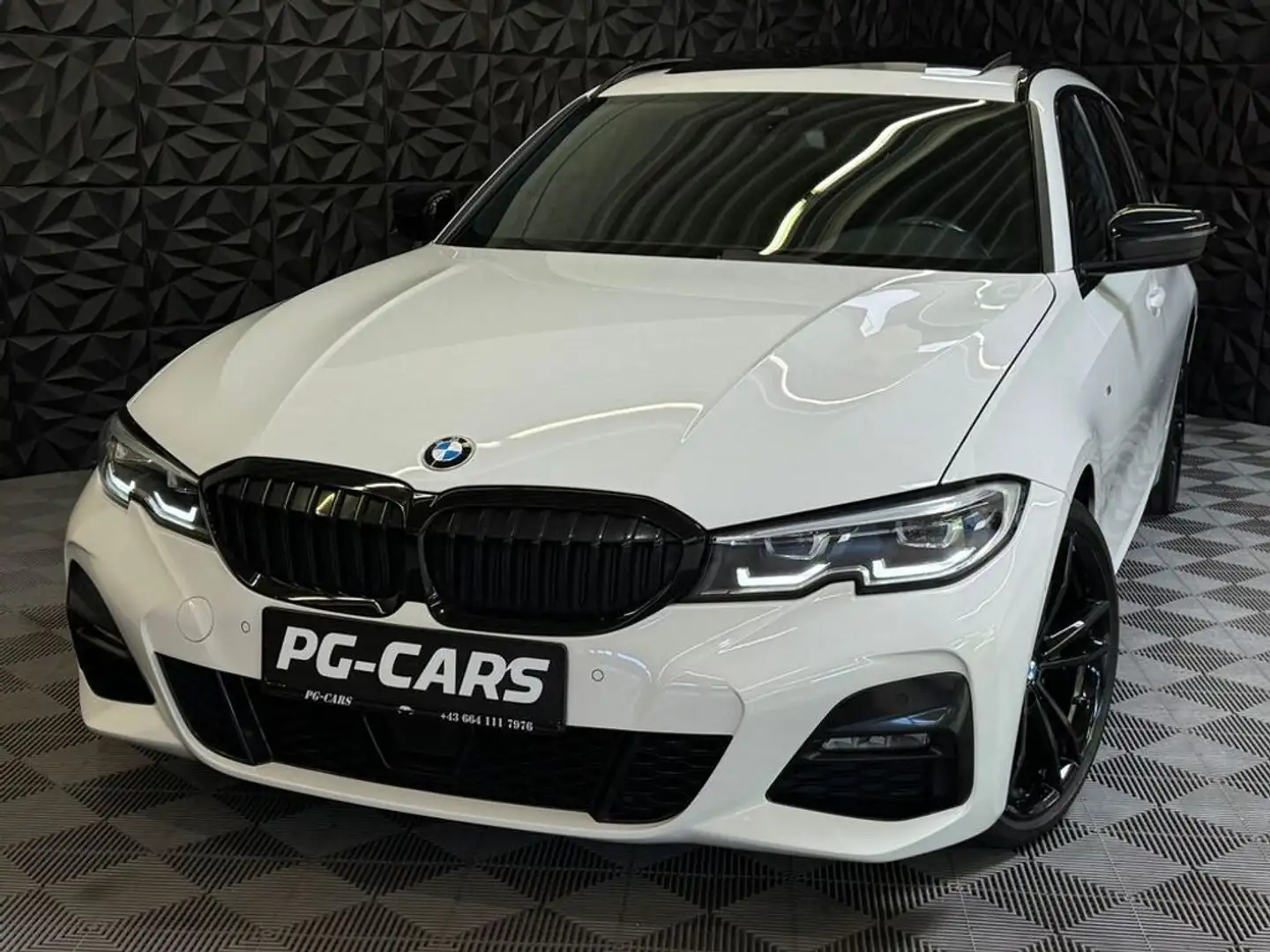 Vehicle image, number 1