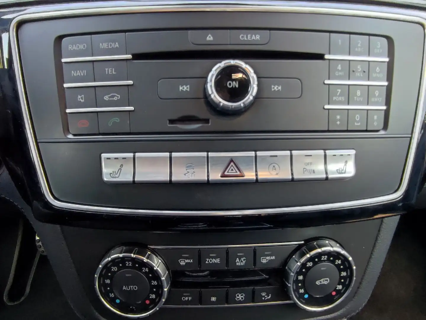 Vehicle image, number 18