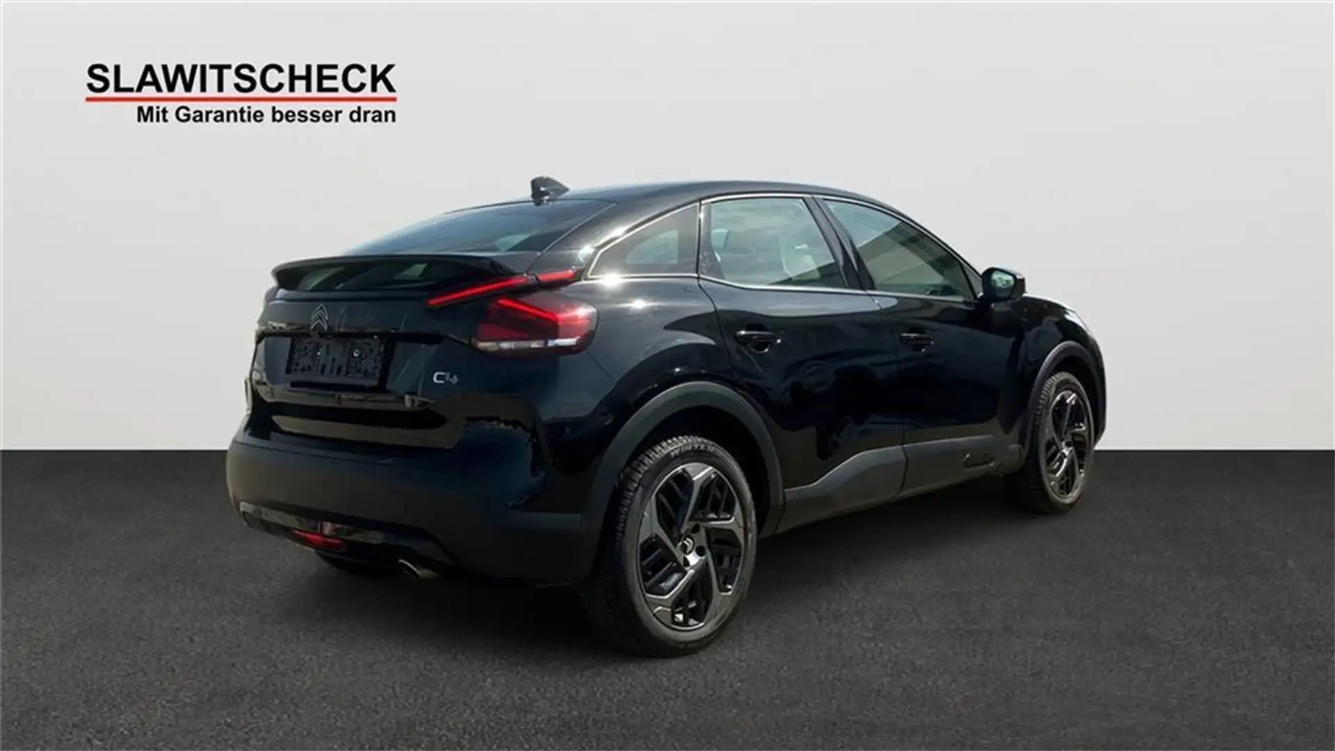 Vehicle image, number 4