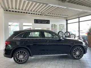 Vehicle image thumbnail, number 8