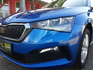 Vehicle image thumbnail, number 4